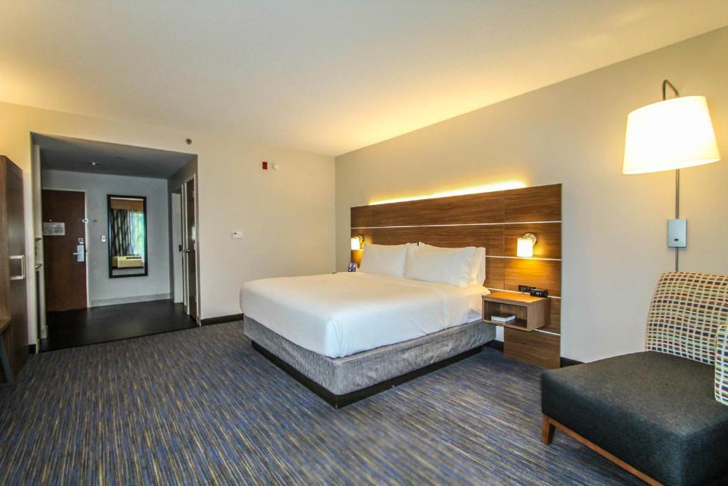 Holiday Inn Express Hotel & Suites Charleston - North by IHG - Habitación Estándar King