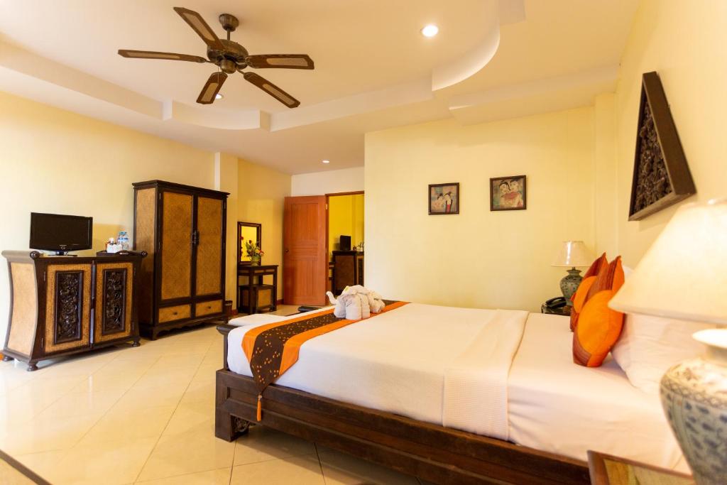 Chang Charlie Inn, Boutique - Resim 16