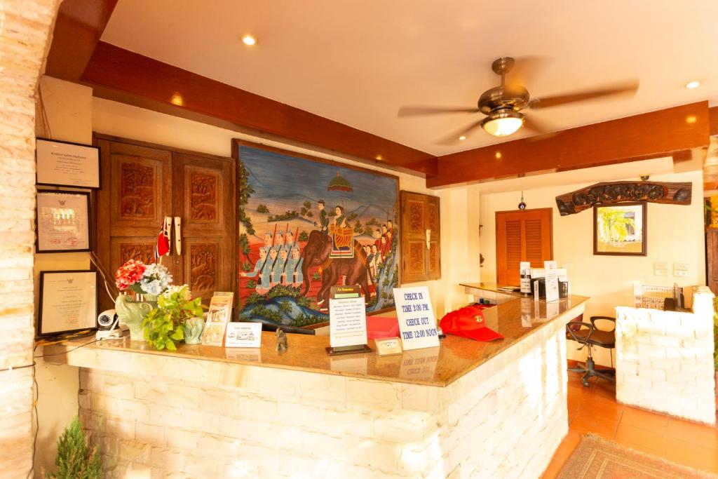 Chang Charlie Inn, Boutique - Resim 43