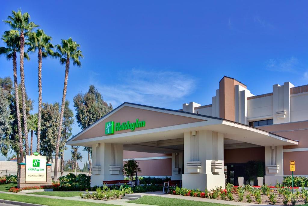 a rendering of a m holiday inn hotel at Holiday Inn Hotel & Suites Anaheim, an IHG Hotel in Anaheim