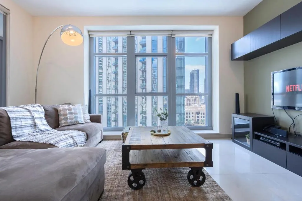 GuestReady - Bright and Modern Apt with Balcony near Burj Khalifa, Alantos, United Arab Emirates
