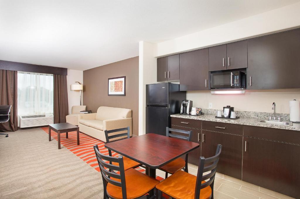 Holiday Inn Express Hotel & Suites Glasgow by IHG - Camera Queen Executive Con Due Letti Queen Size
