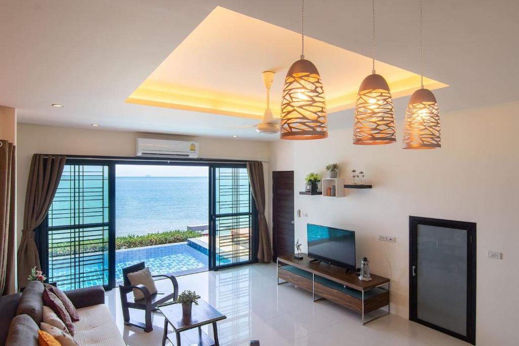 Koh Sirey Beachfront Pool Villa - Дом с одной спальней