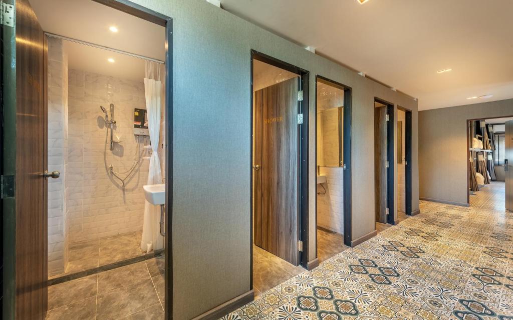 Happy Station Bangkok - 15