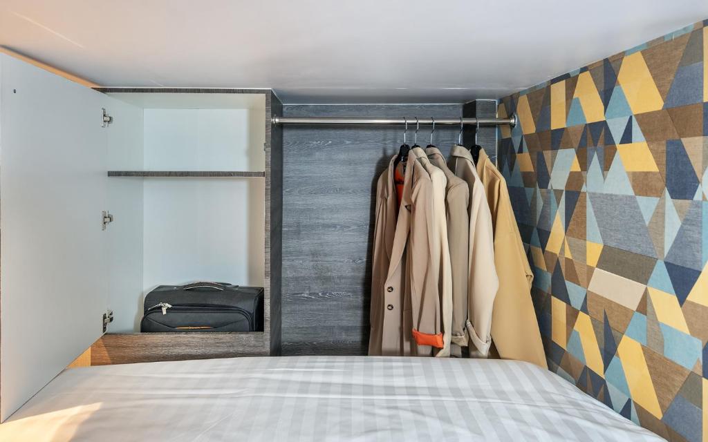 Happy Station Bangkok - 7