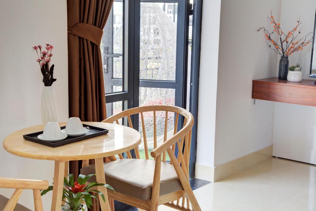 The Flamboyant #StayWork Vinhomes Imperia - Studio With Garden View