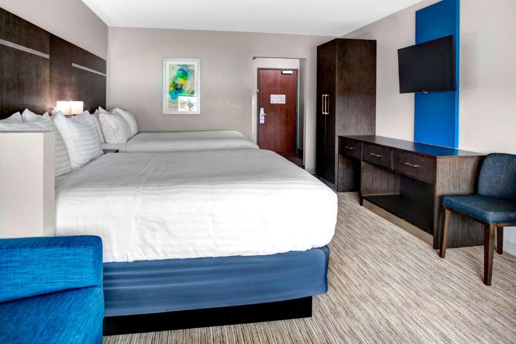 Holiday Inn Express & Suites Coldwater by IHG - Suite Queen Con Dos Camas Queen