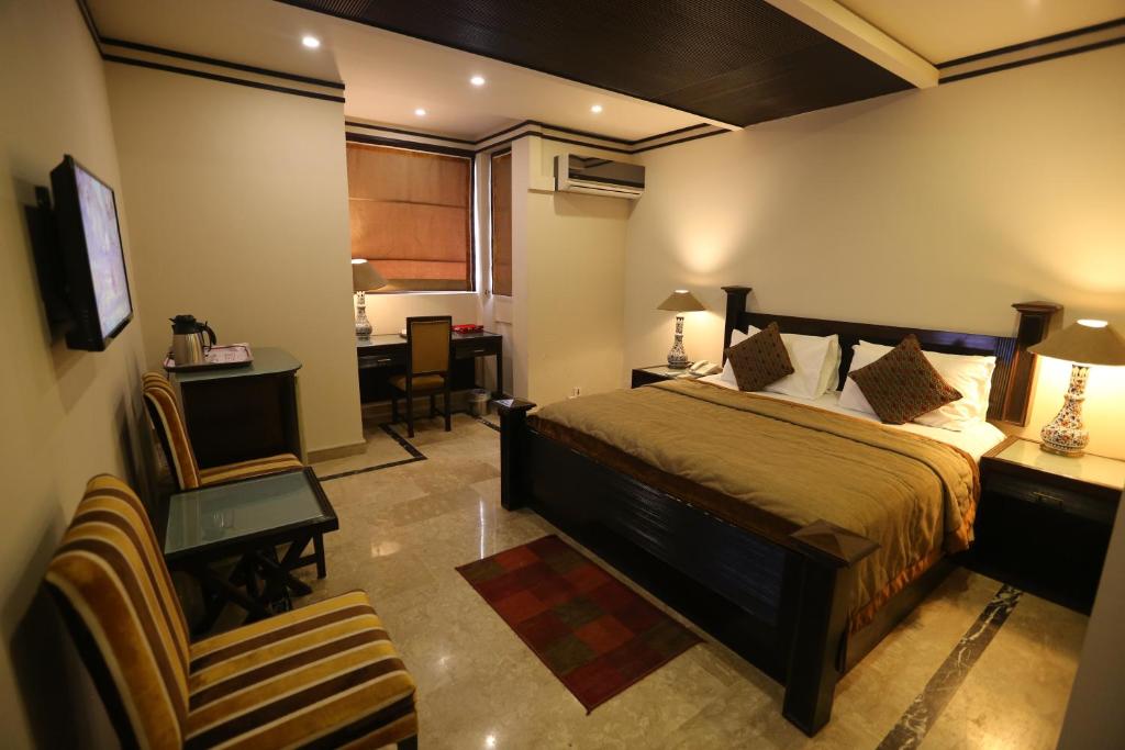 City Centre Suites - 