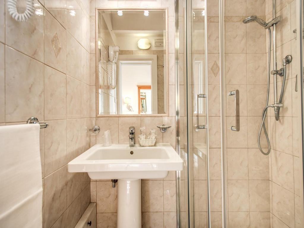 Hotel Labelle - Resim 21