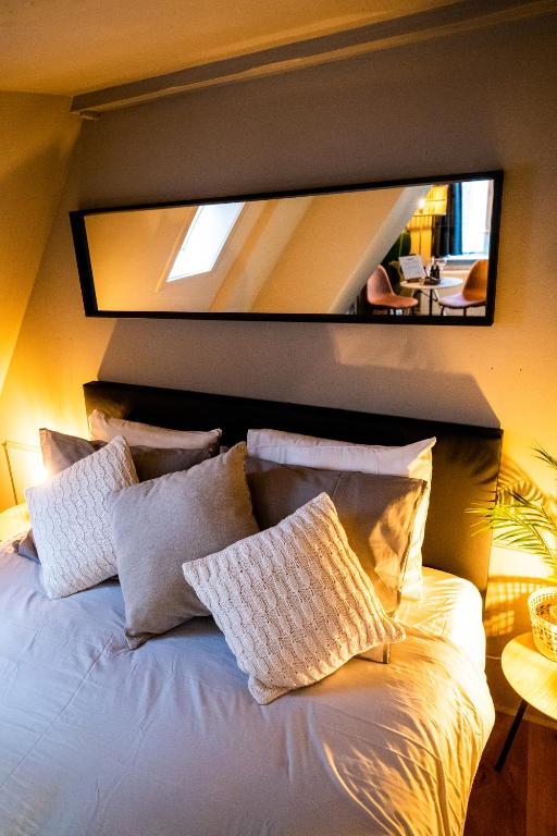 Postel nebo postele na pokoji v ubytování Bambu Sleep Boutique