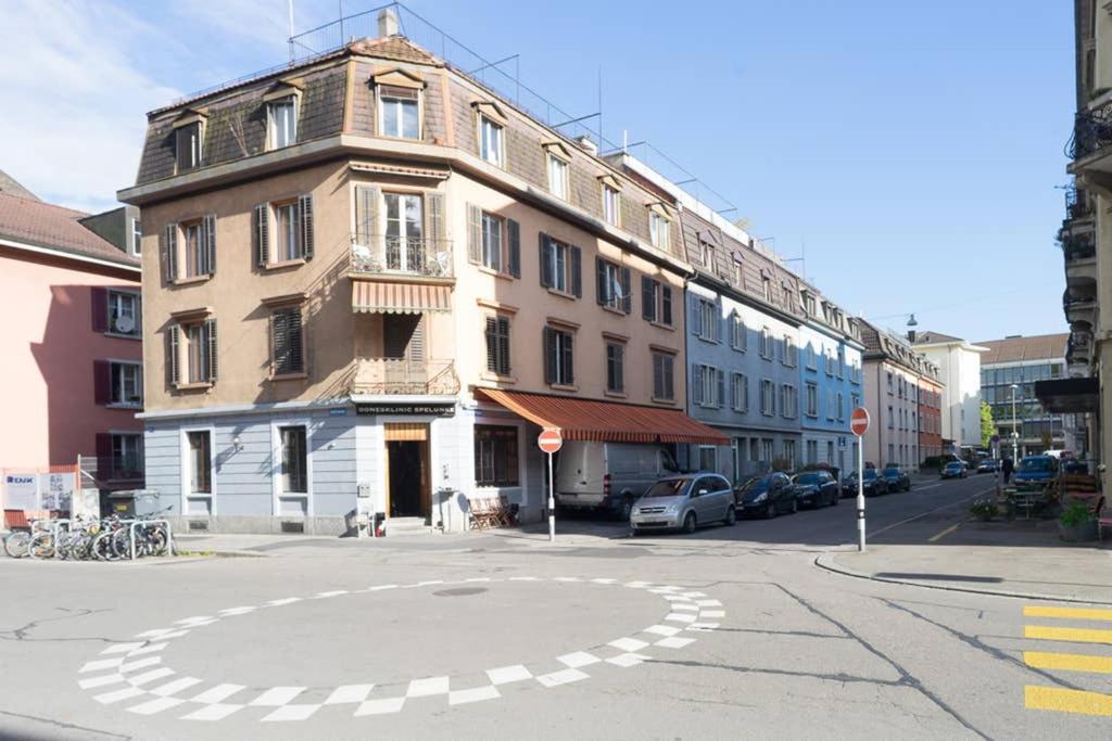 Mi Casa es su Casa - Resim 3