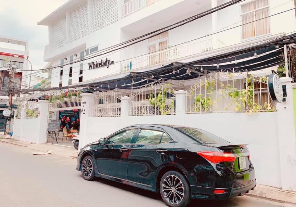 MIDMOST Villa Hotel - 15