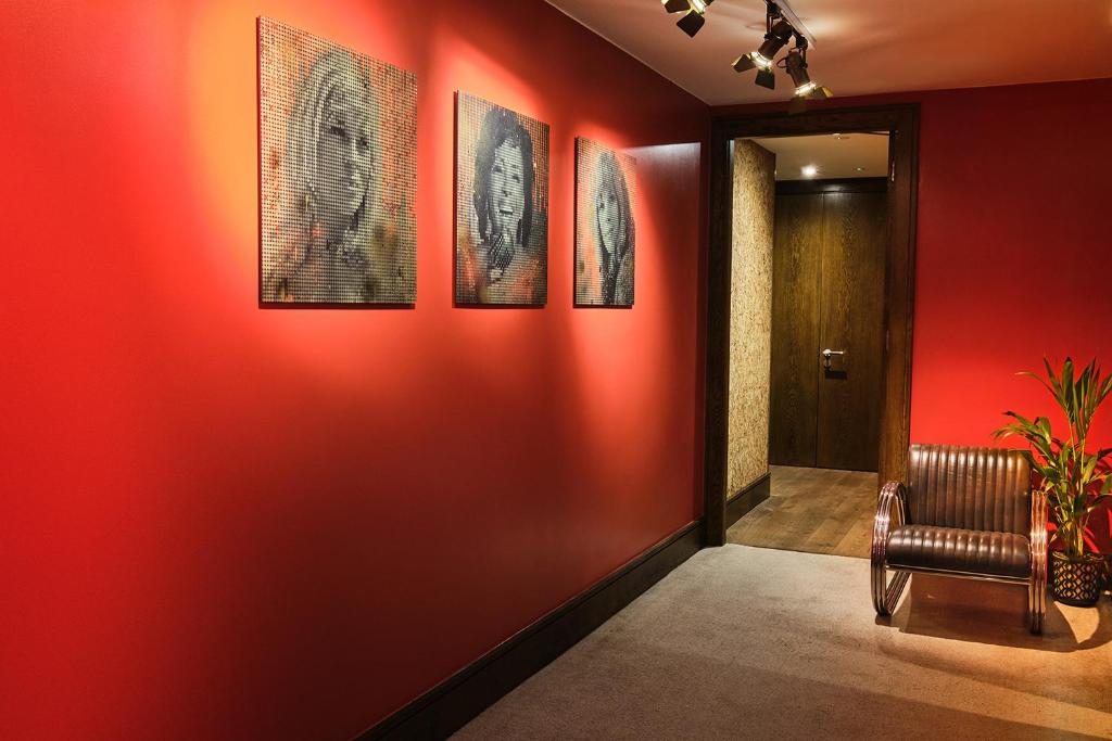 The Megaro Hotel - Kings Cross St Pancras, London - Resim 39