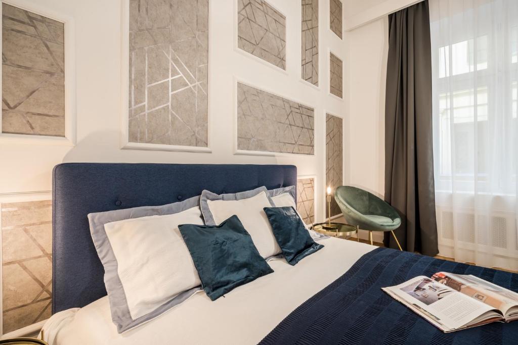 Posteľ alebo postele v izbe v ubytovaní BpR KYANIT Design Apartments with A/C