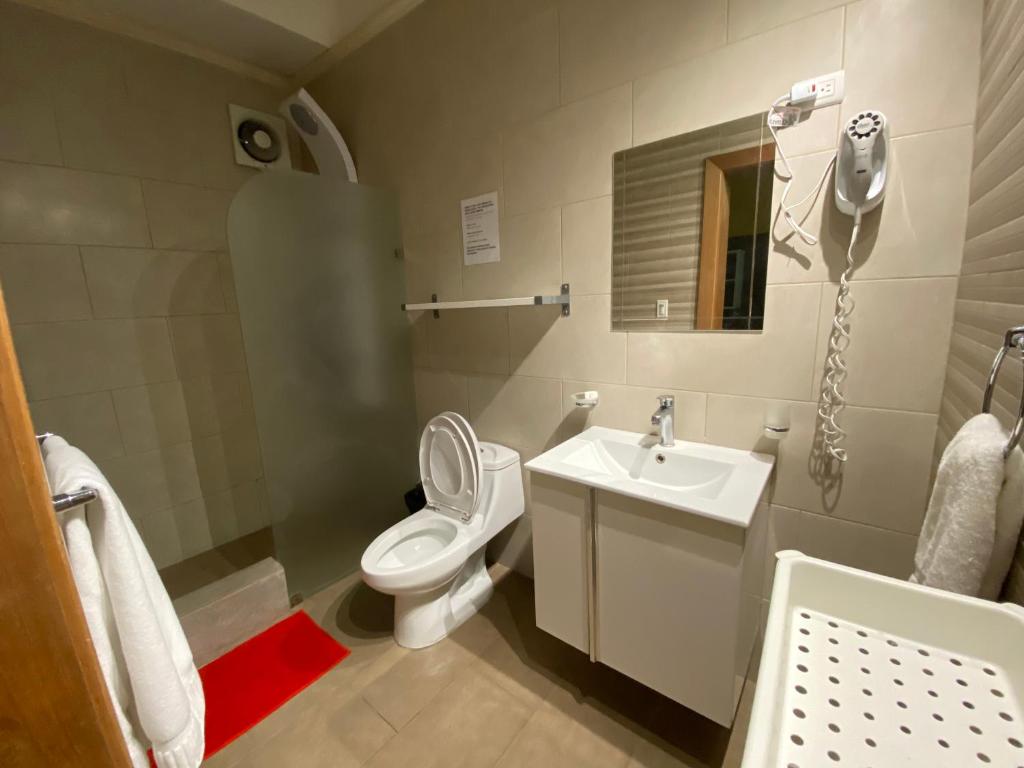 Koupelna v ubytování Apartahotel Guaraguao