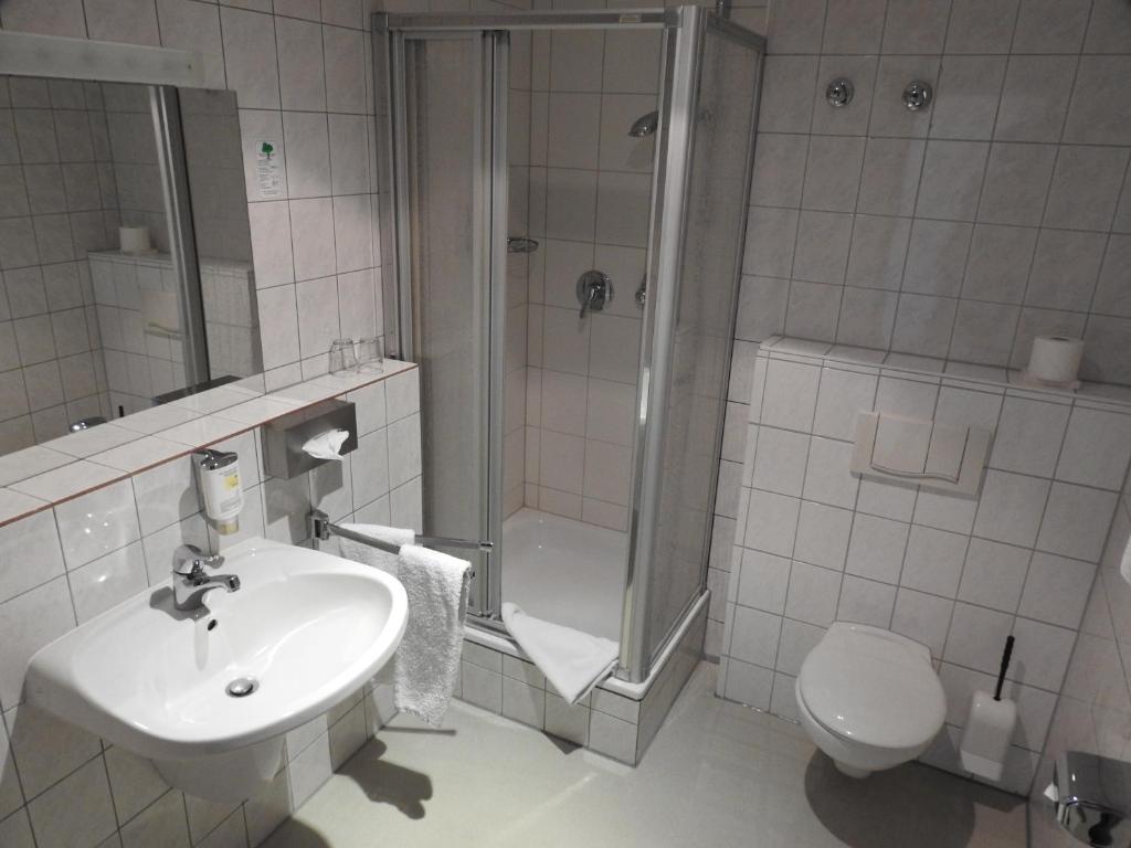 Koupelna v ubytování Hotel Anhalt