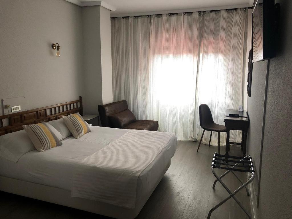 Hotel Marqués de Santillana - Camera Tripla Standard
