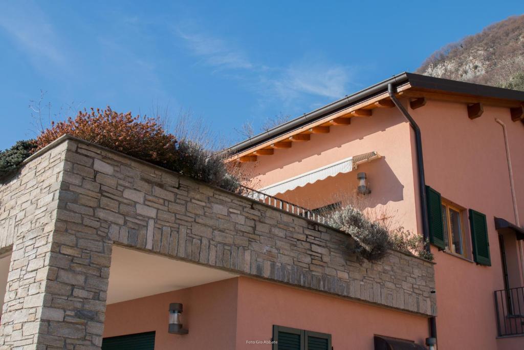 Nespecifikovaný výhled na hory nebo výhled na hory při pohledu z apartmánu