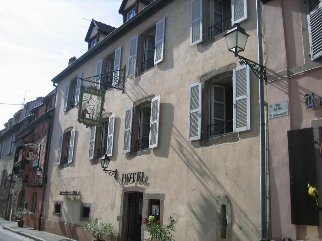 Budova, kde se hotel nachází