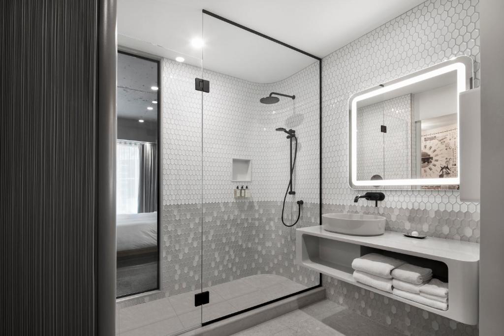 Koupelna v ubytování Hôtel Le Germain Montréal