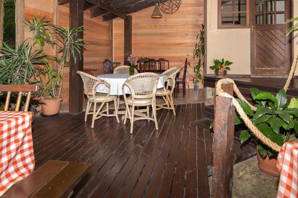  Pousada Casa da Pedra