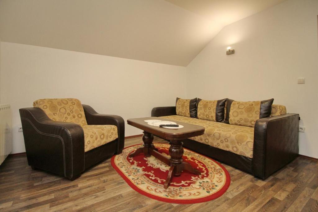Prostor za sedenje u objektu Apartmani Bogdanović