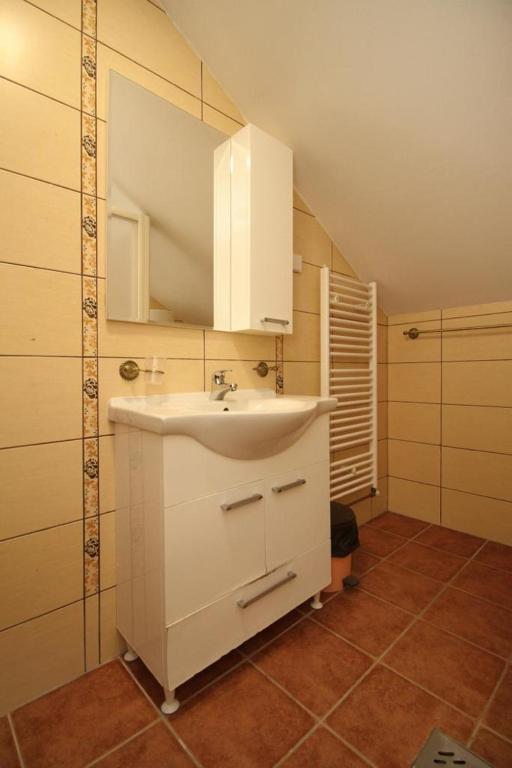 Kuhinja ili čajna kuhinja u objektu Apartmani Bogdanović