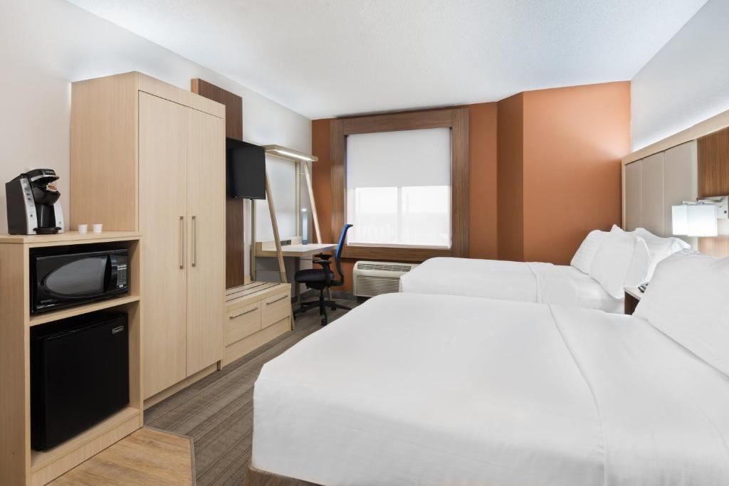 Holiday Inn Express & Suites - Nearest Universal Orlando, an IHG Hotel - 