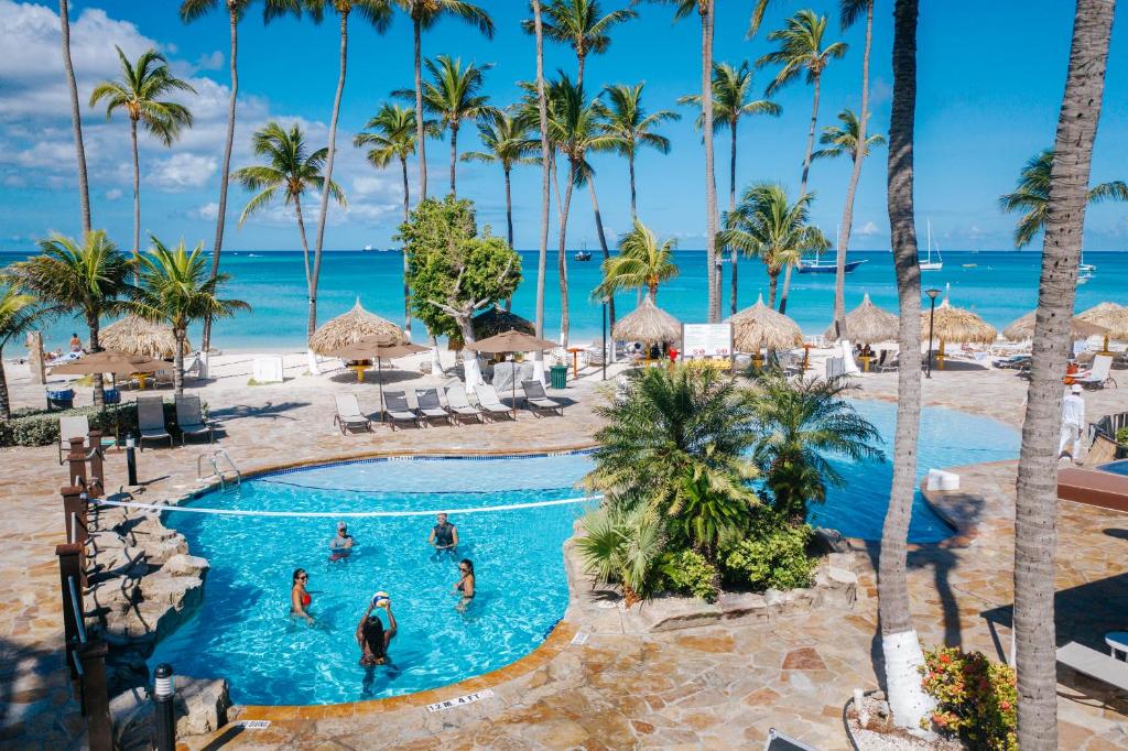 Swimmingpoolen hos eller tæt på All Inclusive Holiday Inn Resort Aruba - Beach Resort & Casino, an IHG Hotel