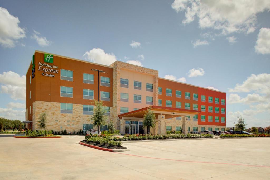 Holiday Inn Express & Suites - Houston NW - Cypress Grand Pky, an IHG Hotel