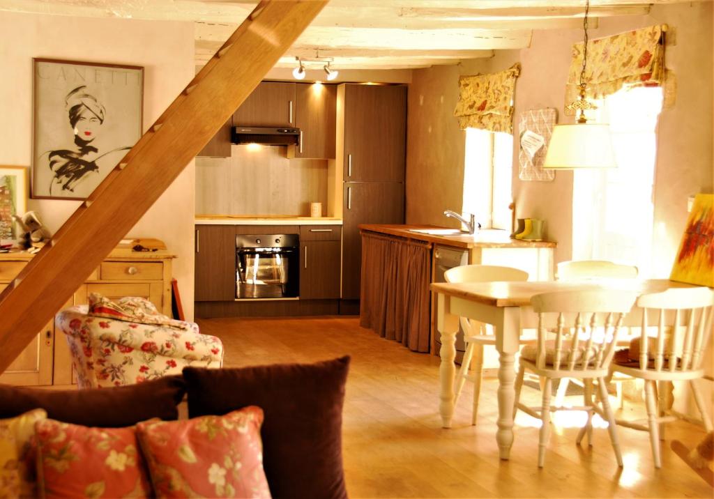 Kuchyň nebo kuchyňský kout v ubytování Chateau Igny