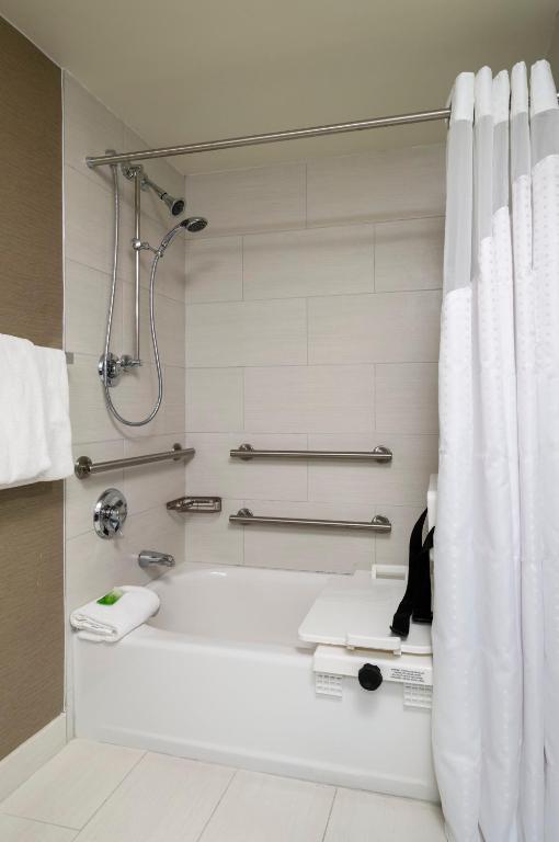 Holiday Inn Express Hotel & Suites King of Prussia, an IHG Hotel - Room King Estándar Con Movilidad Accesible