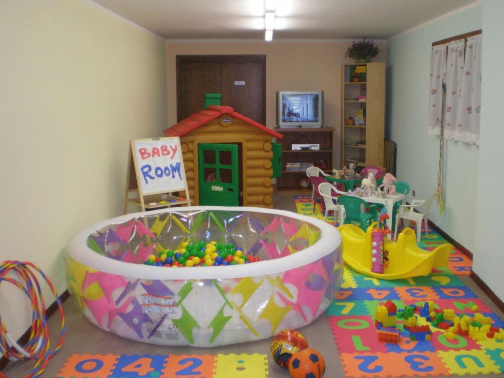 Dětský klub v ubytování Hotel Residence La Rosa