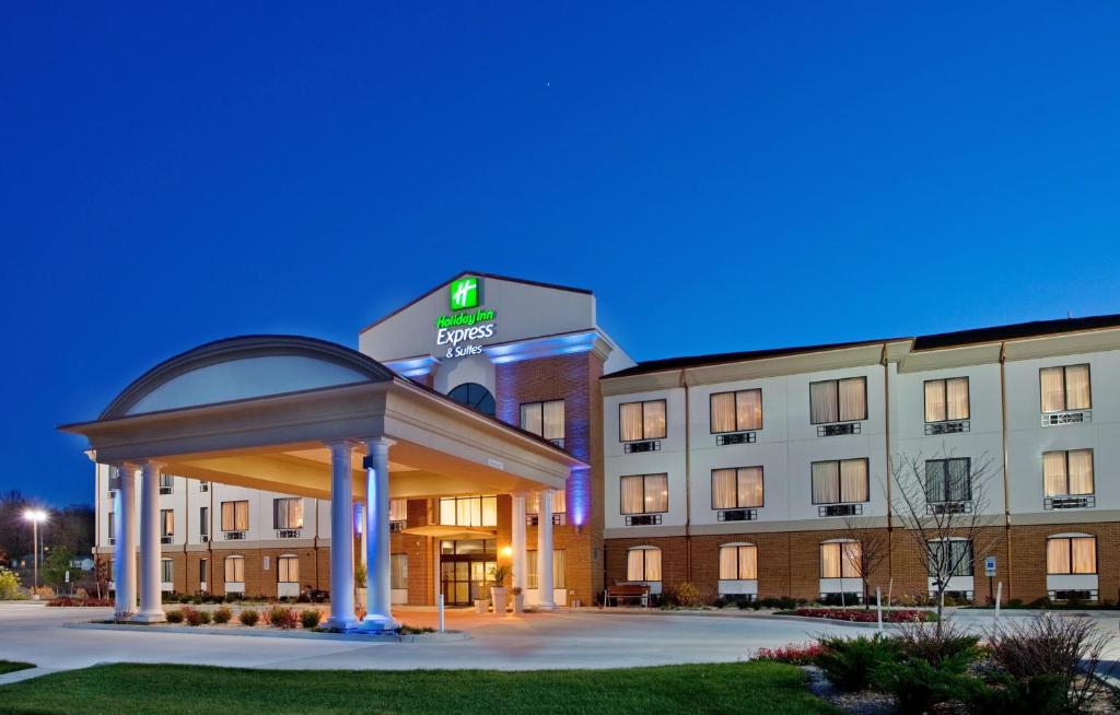 a hotel building with a gazebo in front of it at Holiday Inn Express Hotel & Suites St. Charles, an IHG Hotel in St. Charles