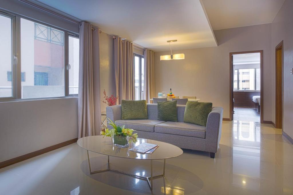 Posezení v ubytování Valero Grand Suites by Swiss-Belhotel