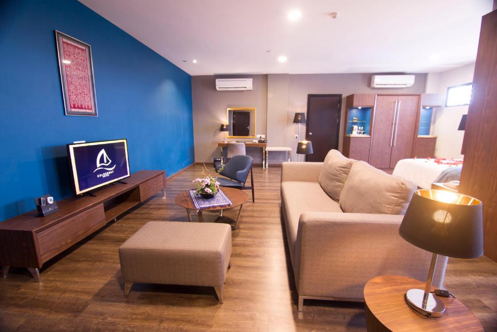 Posezení v ubytování Goldenbay Hotel
