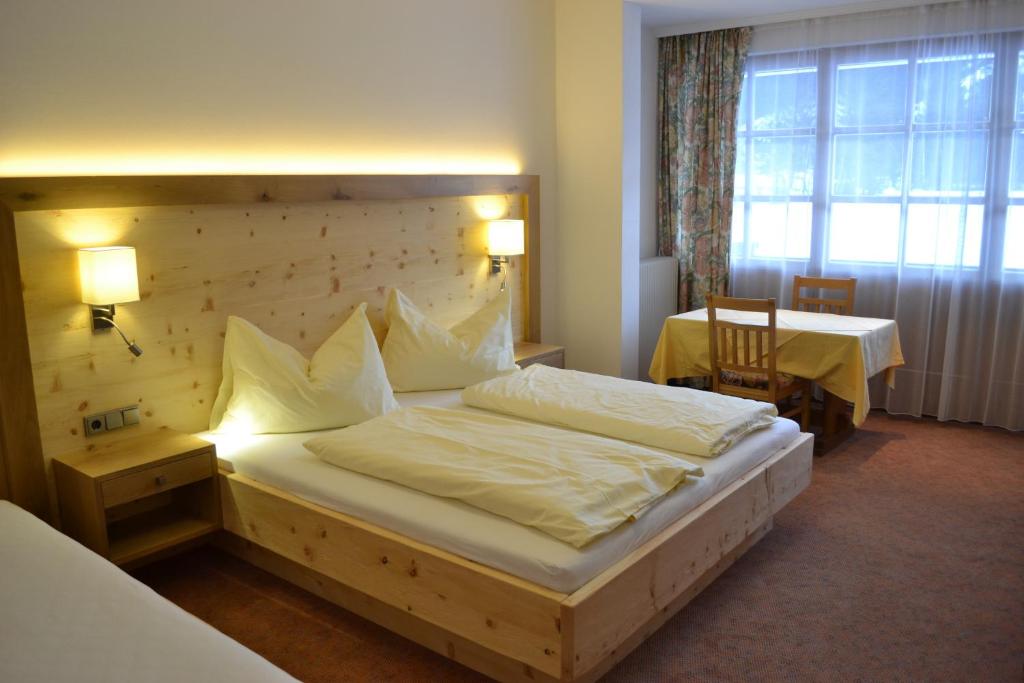 Postel nebo postele na pokoji v ubytování Haus Kathrin
