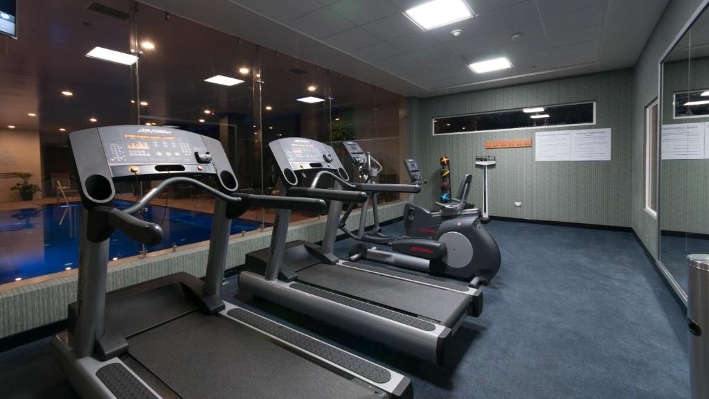 Fitness centrum a/nebo fitness zařízení v ubytování Holiday Inn Express & Suites Chihuahua Juventud by IHG