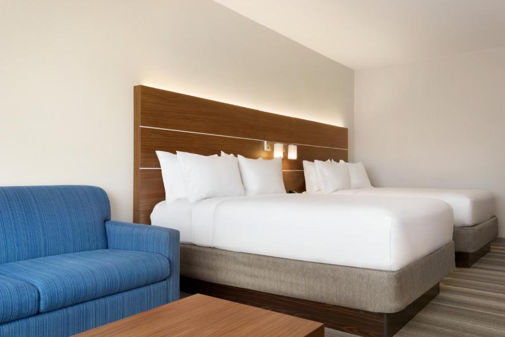 Holiday Inn Express & Suites - Cincinnati South - Wilder by IHG photo
