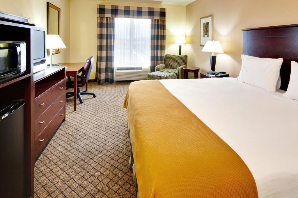 Holiday Inn Express Hotel & Suites Millington-Memphis Area by IHG - Habitación Estándar