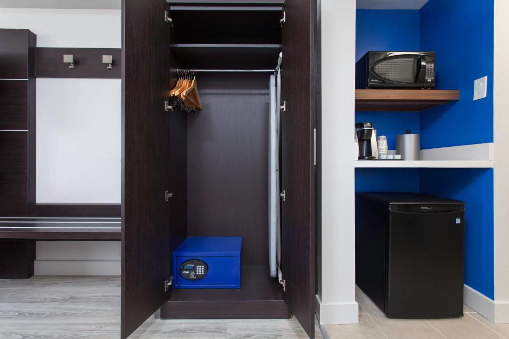 Holiday Inn Express & Suites Mississauga-Toronto Southwest by IHG - Resim 25