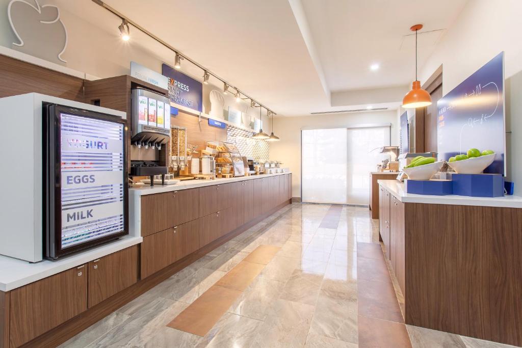 Holiday Inn Express & Suites Mississauga-Toronto Southwest by IHG - Resim 12