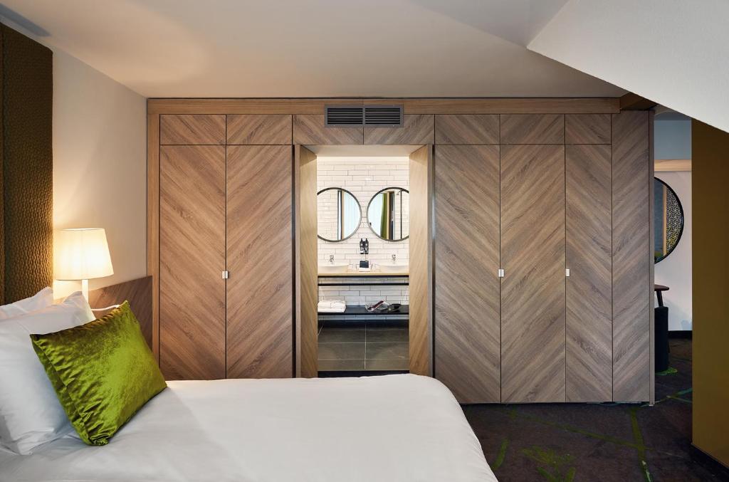 Carlton President - Resim 20