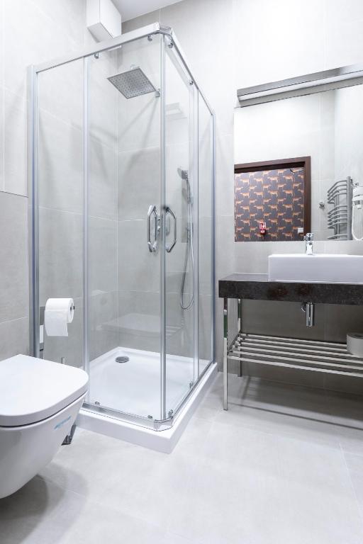 Forrest Apartments & Hostel - Resim 30