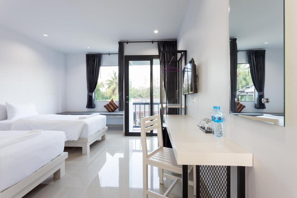 
Grand Deluxe Double or Twin Room
