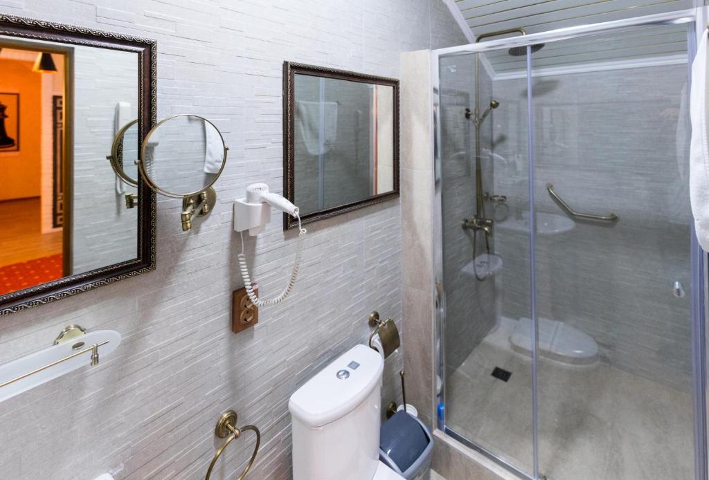 Amsterdam Hotel Aktobe - Junior Suite