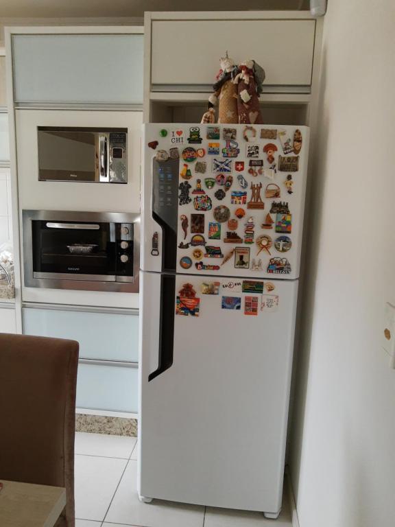  Quarto em apartamento próximo a Unisul