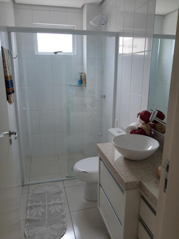  Quarto em apartamento próximo a Unisul