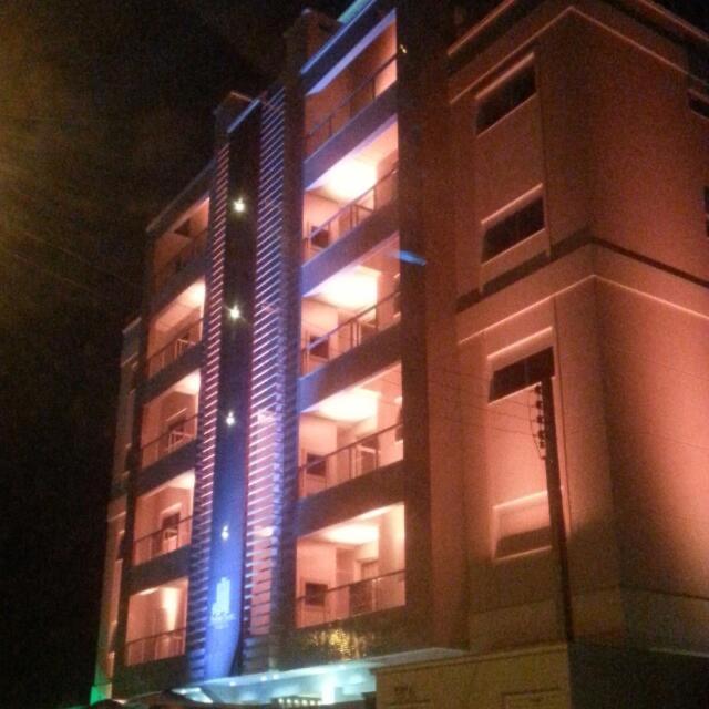  Luxuoso Apartamento com Vista exclusiva para o Mar