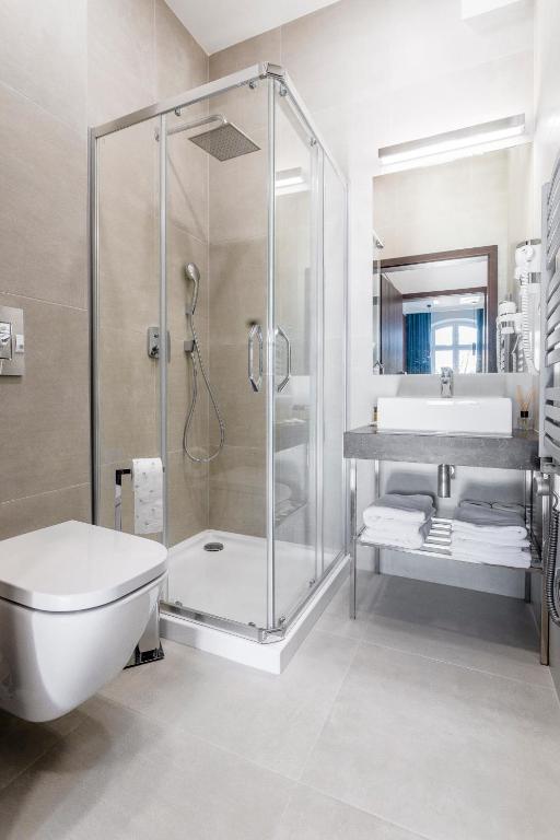 Forrest Apartments & Hostel - Resim 23